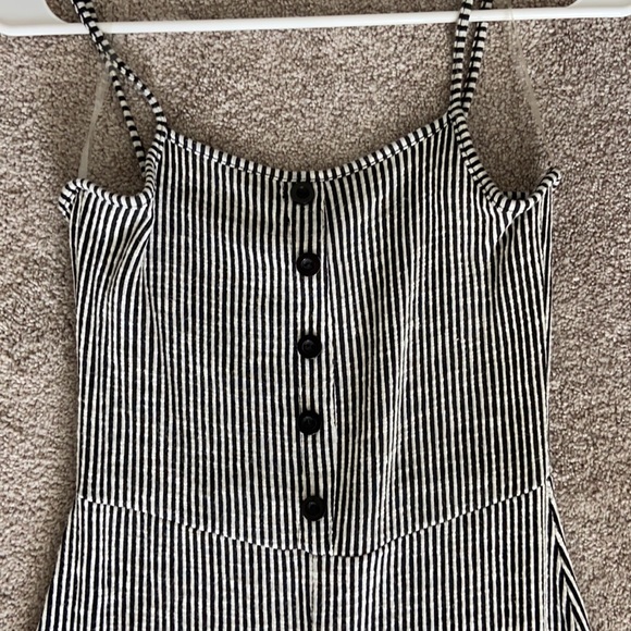 Jumpsuit - Picture 2 of 3